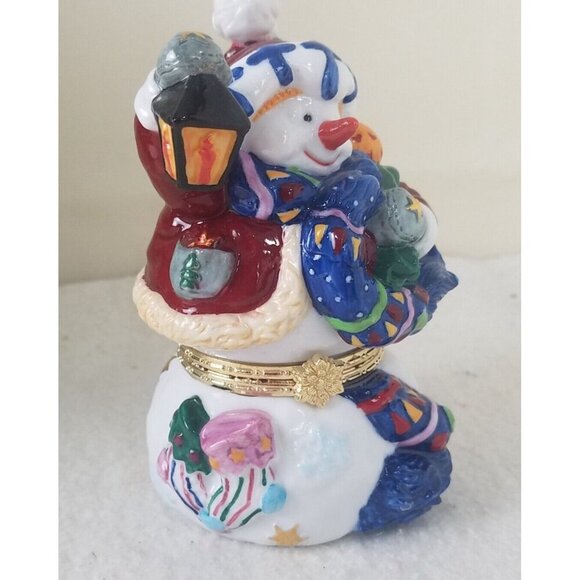 Traditions Porcelain Snowman Decorative Keepsake Trinket Box Gold Trim hinged - Picture 10 of 13